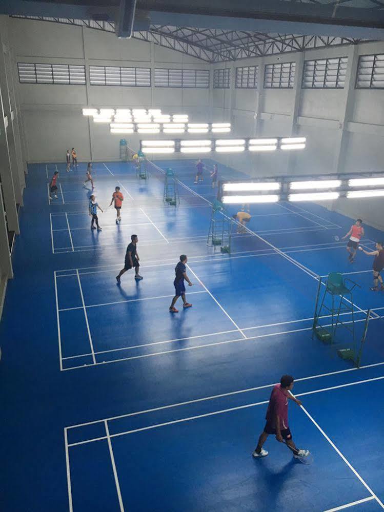 Ac Sportcenter Hotel Хат Яй Екстериор снимка
